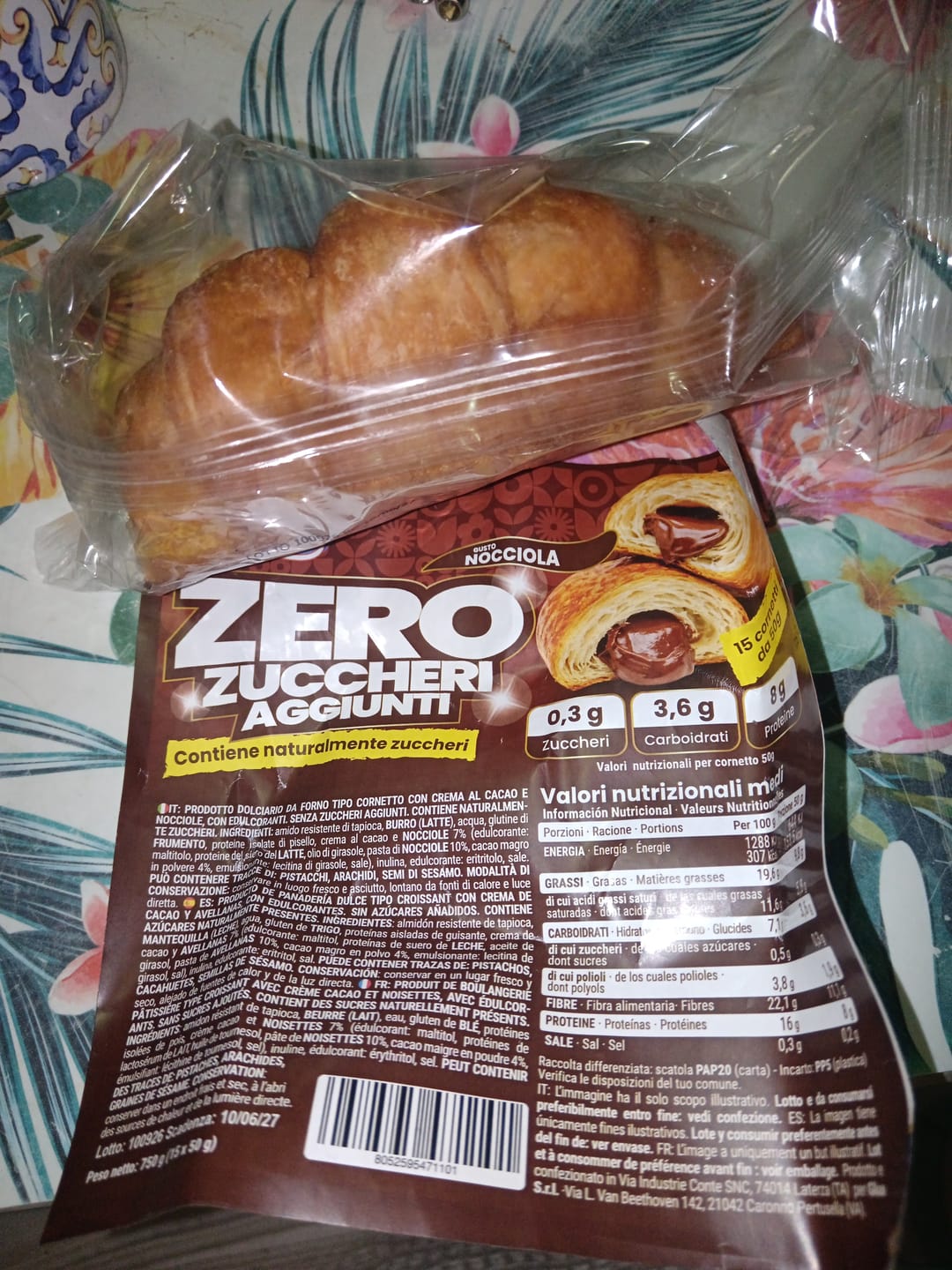 Customer photo review of 15 Cornetti proteici ripieni di crema alla nocciola