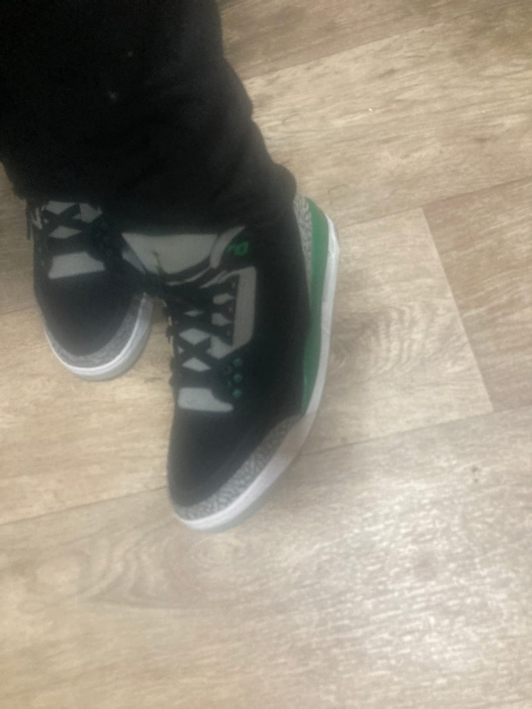 Customer photo review of Air Jordan 3 Retro 'Pine Green'