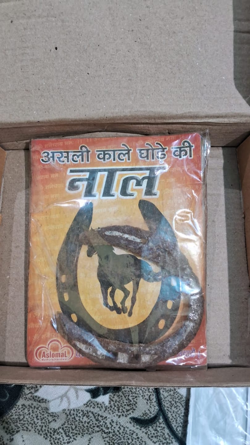 Customer photo review of Black Horse Shoe (Kale Ghode ki Naal) – 100% Natural