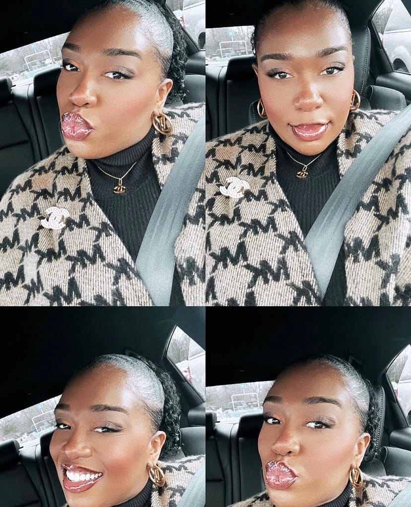Customer photo review of Lou lovely hoop Earring