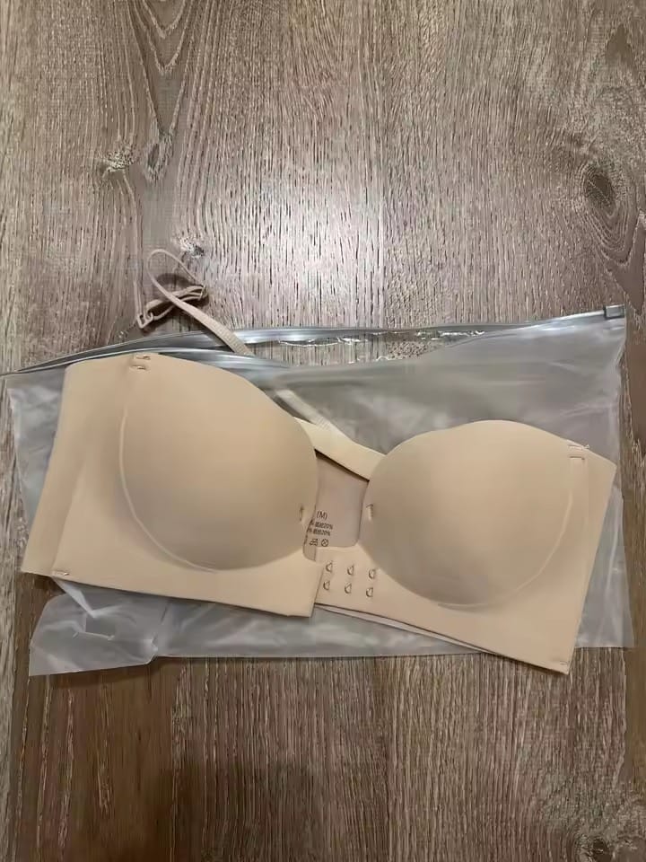 Customer photo review of ByLorai Strapless-Bra NZ