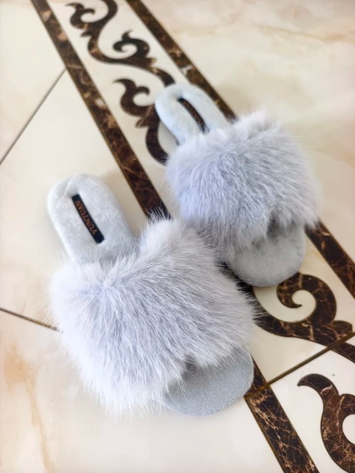 Customer photo review of Moon Rabbit Faux Fur Women Indoor Slipper