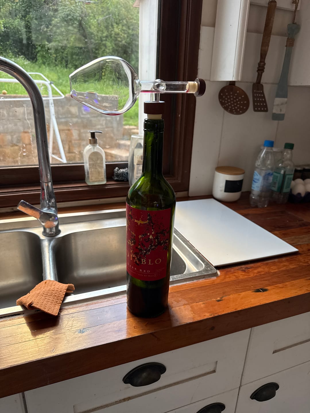 Customer photo review of Oxigenador - Decantador - Dosificador de Vino Los Boldos - Vidrio de Alta Calidad