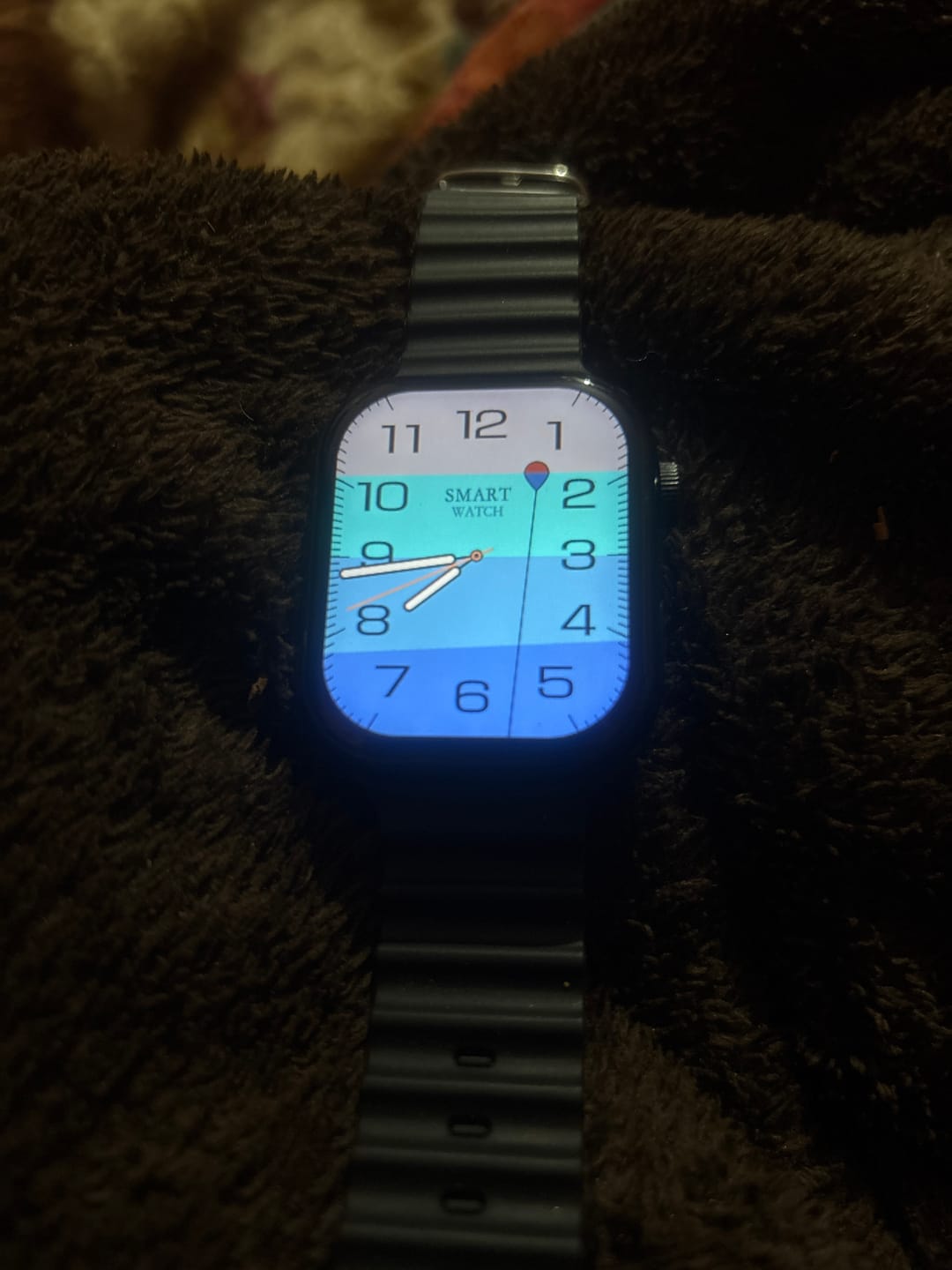 Customer photo review of SugarPods Series 10 Edge - ON/OFF Logo (Black)