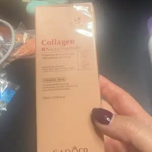 Customer photo review of Idratante Maschera Viso Peel-Off Collagene e Niacinamide