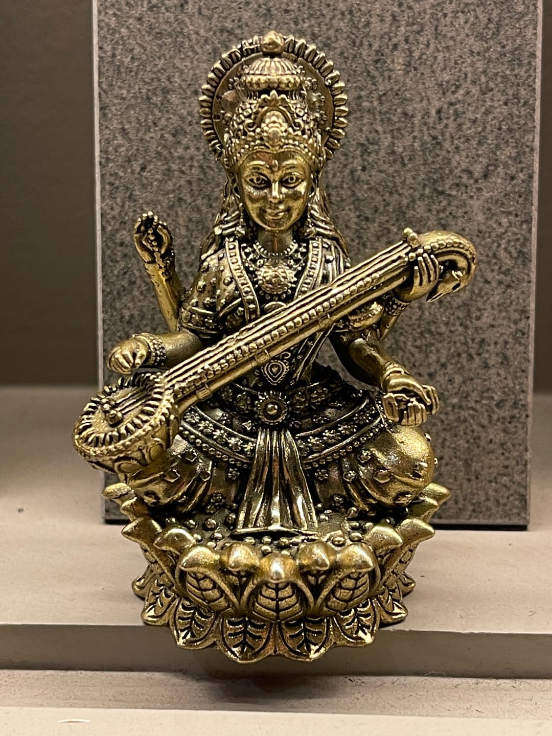 Customer photo review of Saraswati Ji Brass Idol | Vastu Remedy for Wisdom, Learning & Artistic Growth | 3–6 Inch | 110–900 g