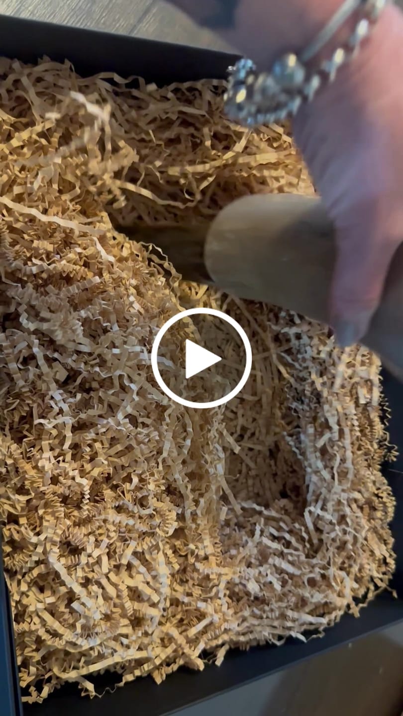 Customer video review of Howling Fenrir Wolf Drinking Horn.
