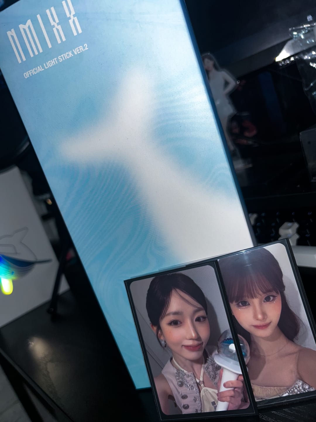 Customer photo review of NMIXX - OFFICIAL LIGHT STICK VER.2