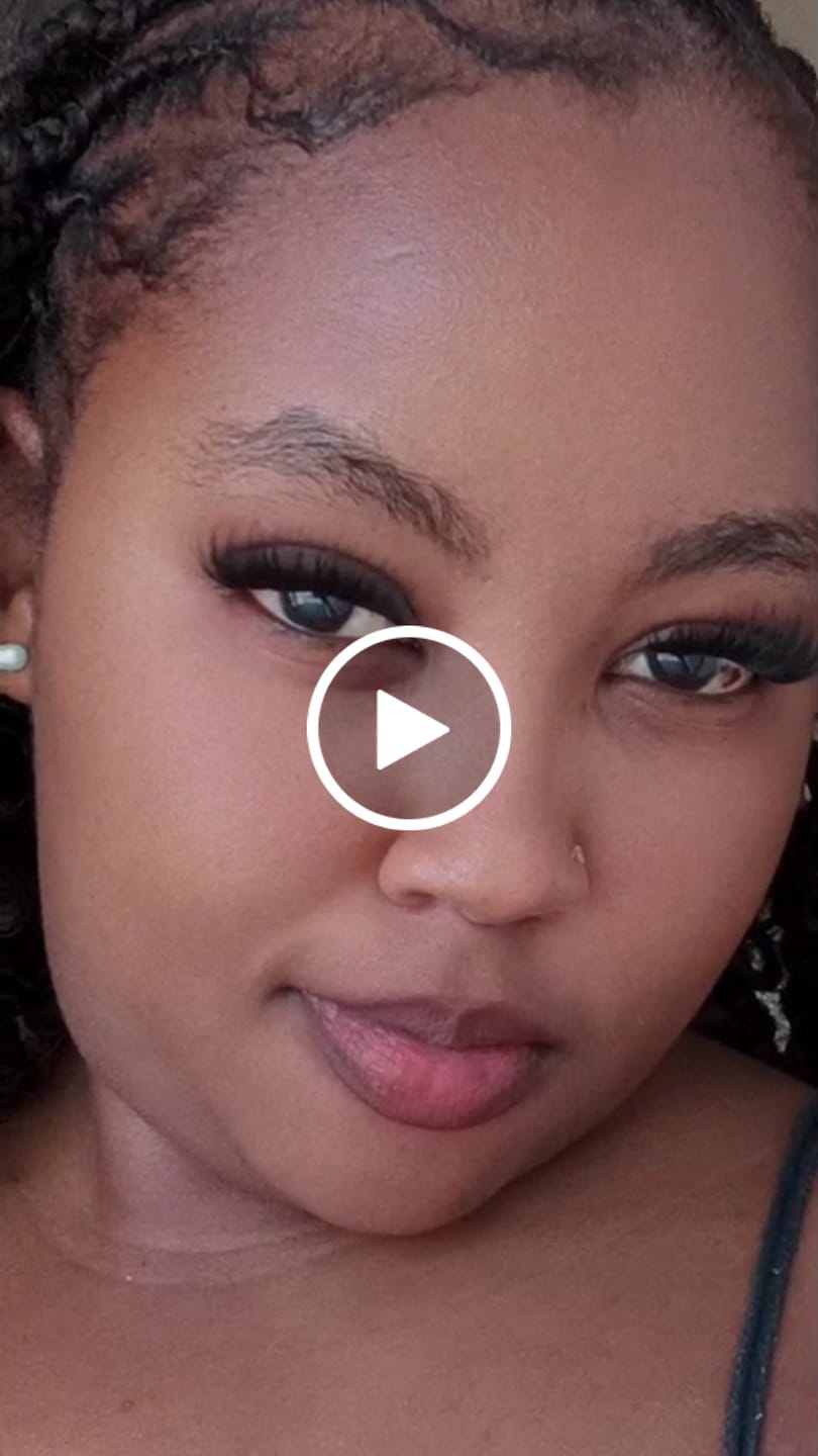 Customer video review of Secret Lash Kit