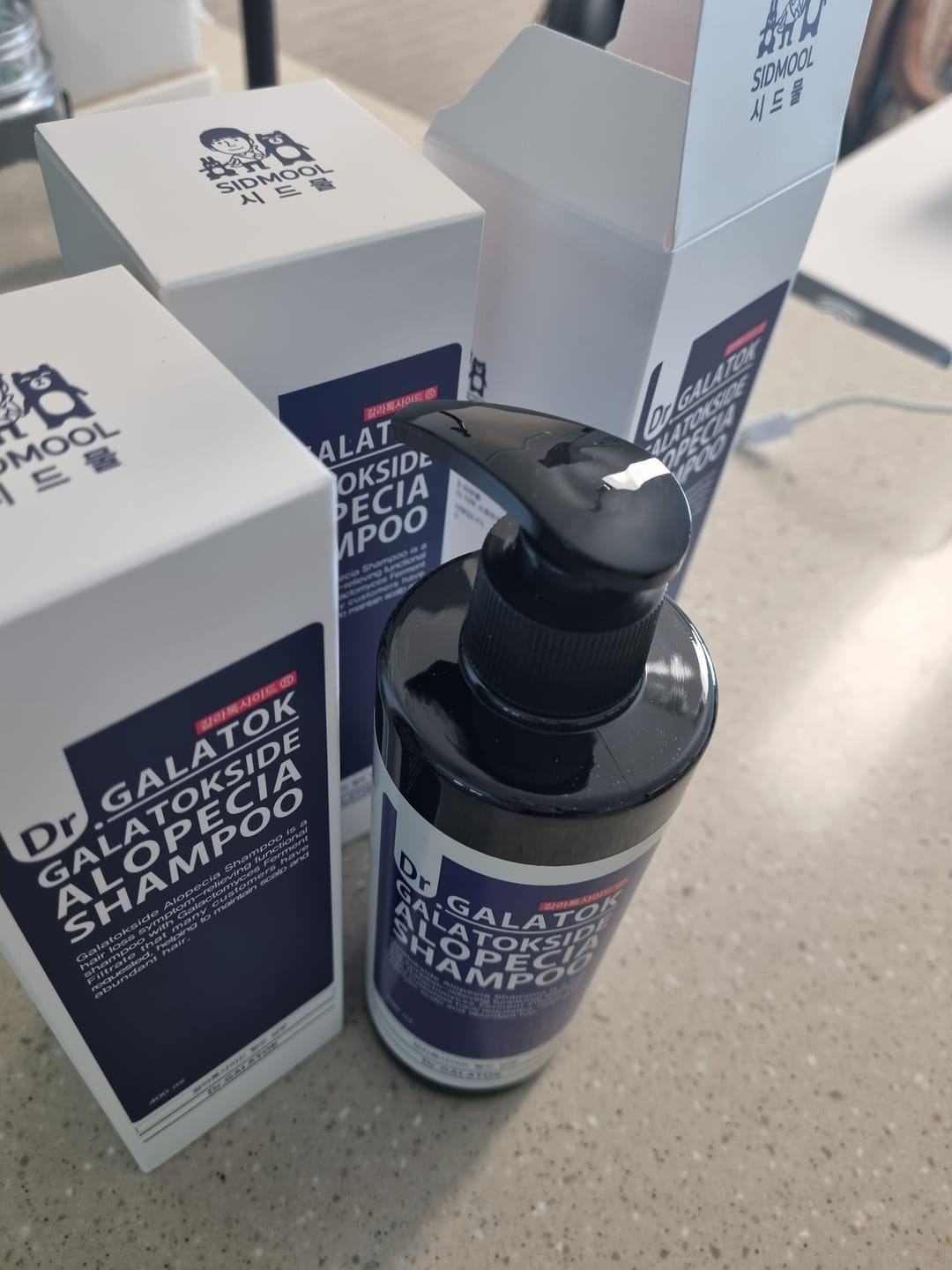 Customer photo review of Sidmool Galatokside Fragrance-Free Alopecia Shampoo 400ml