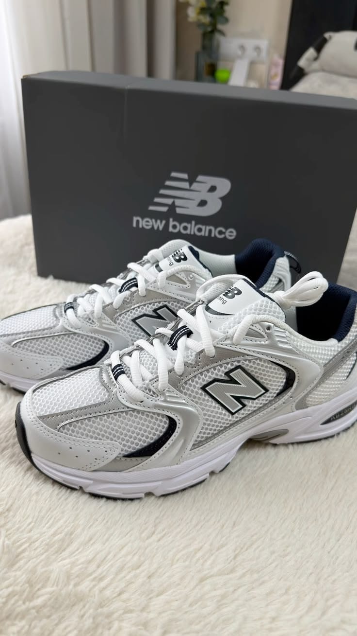 Customer photo review of New Balance 530