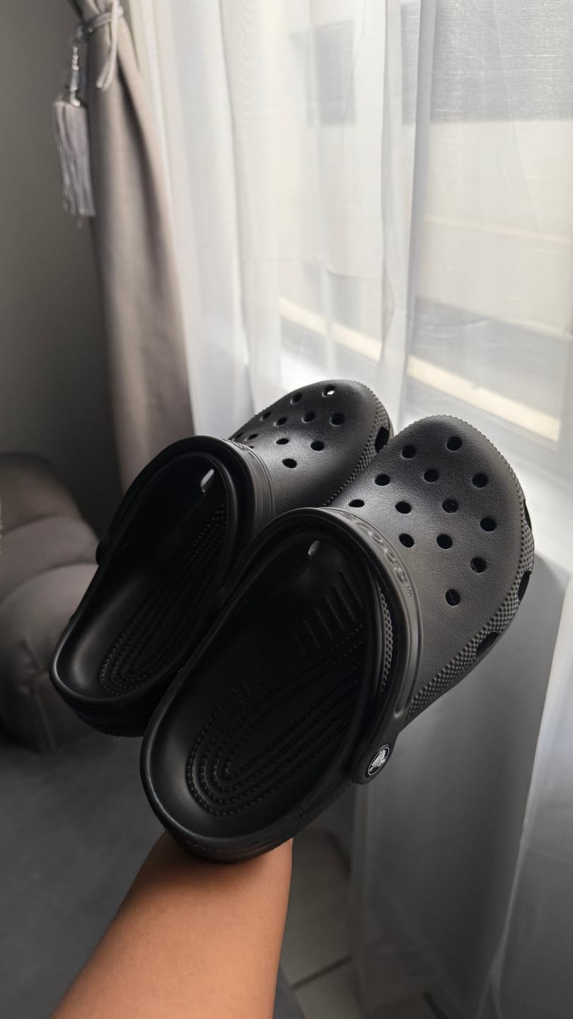 Customer photo review of Classic Clog (M)