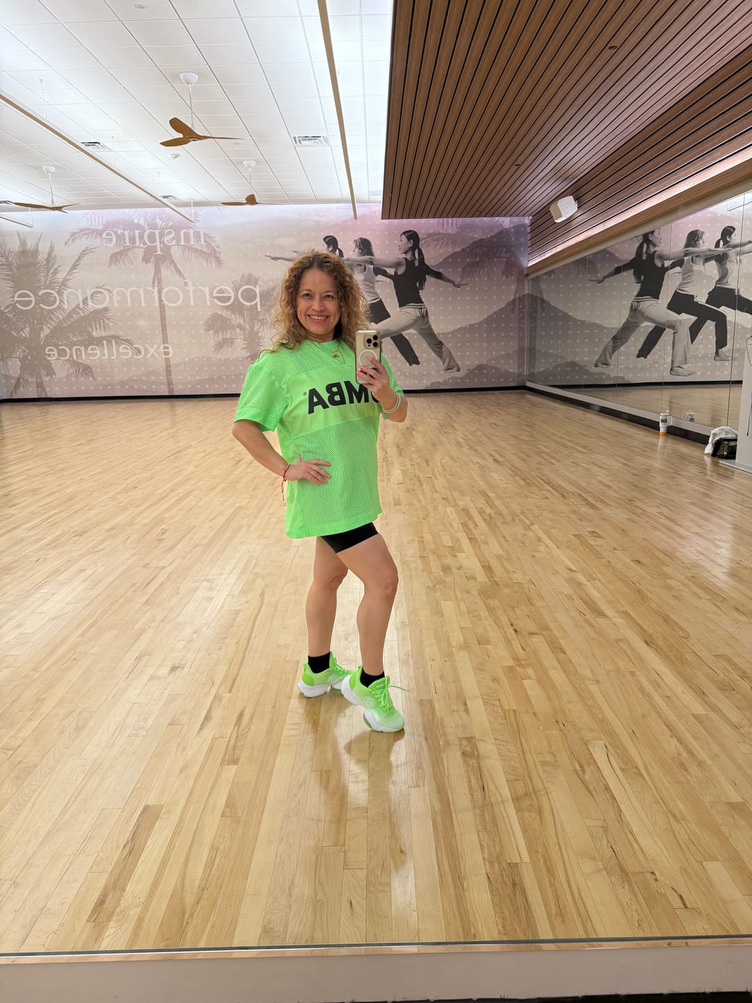 Customer photo review of Ultrabright Mesh Boxy Top