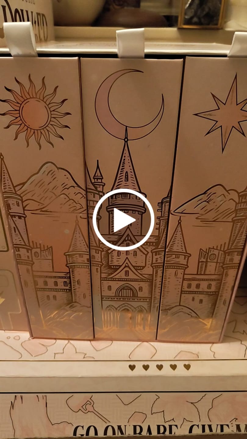 Customer video review of Manifest The Magic Makeup Set