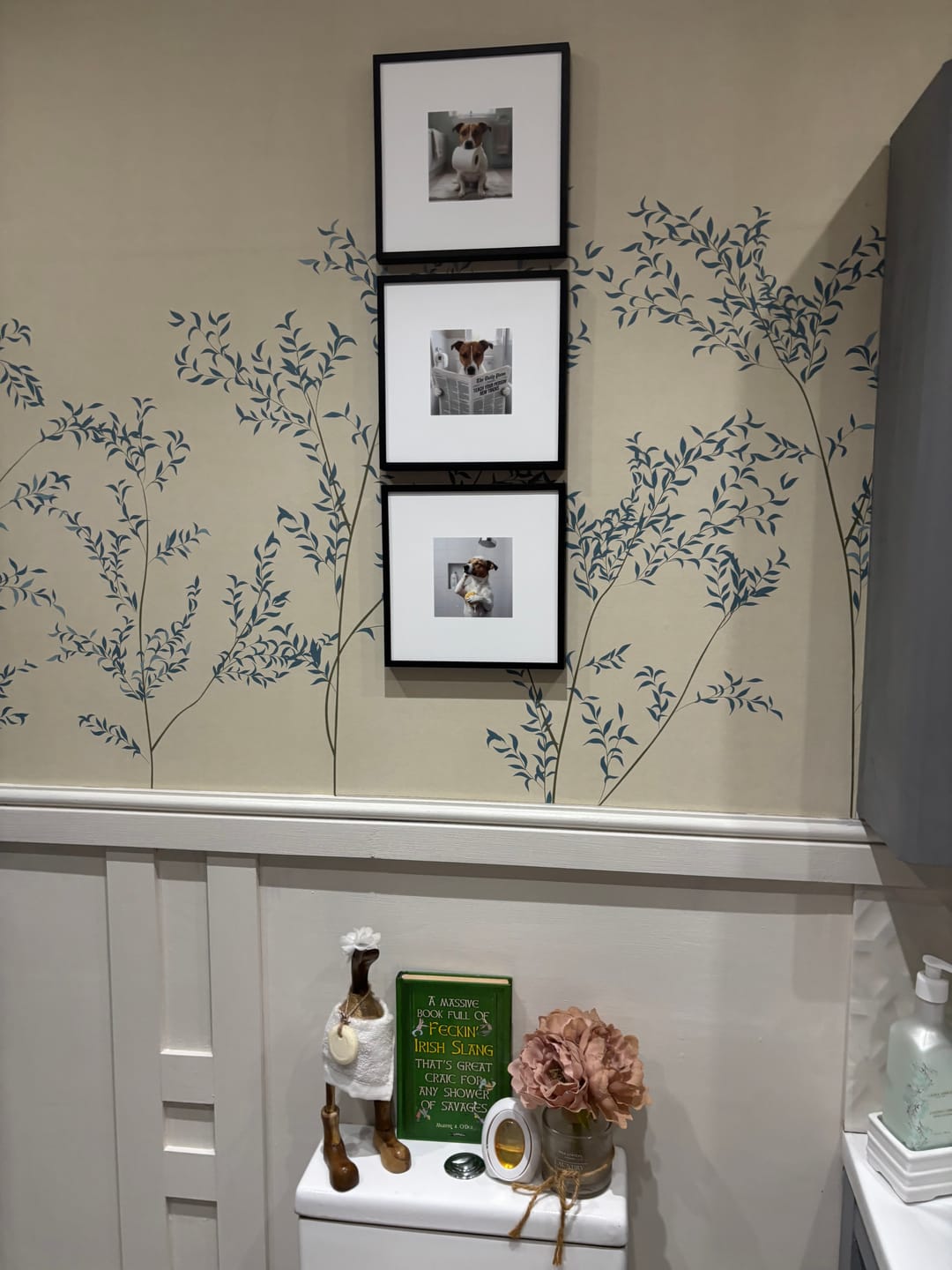 Customer photo review of Raine - Blue Willow Garden Wallpaper Mural
