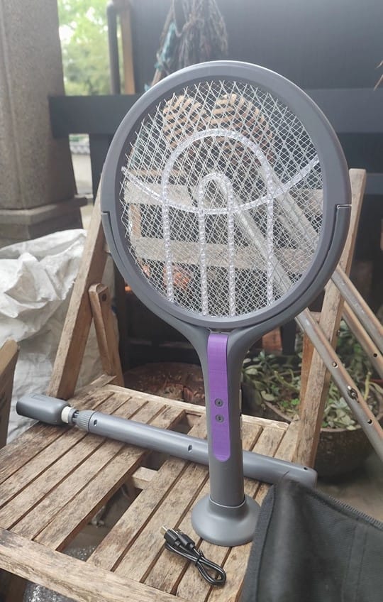 Customer photo review of CapyZap Telescopic Mosquito Racket