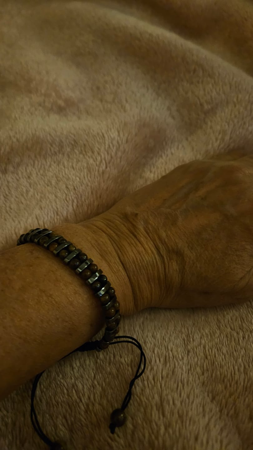 Customer photo review of Tigerauge Armband - Eiserner Wille