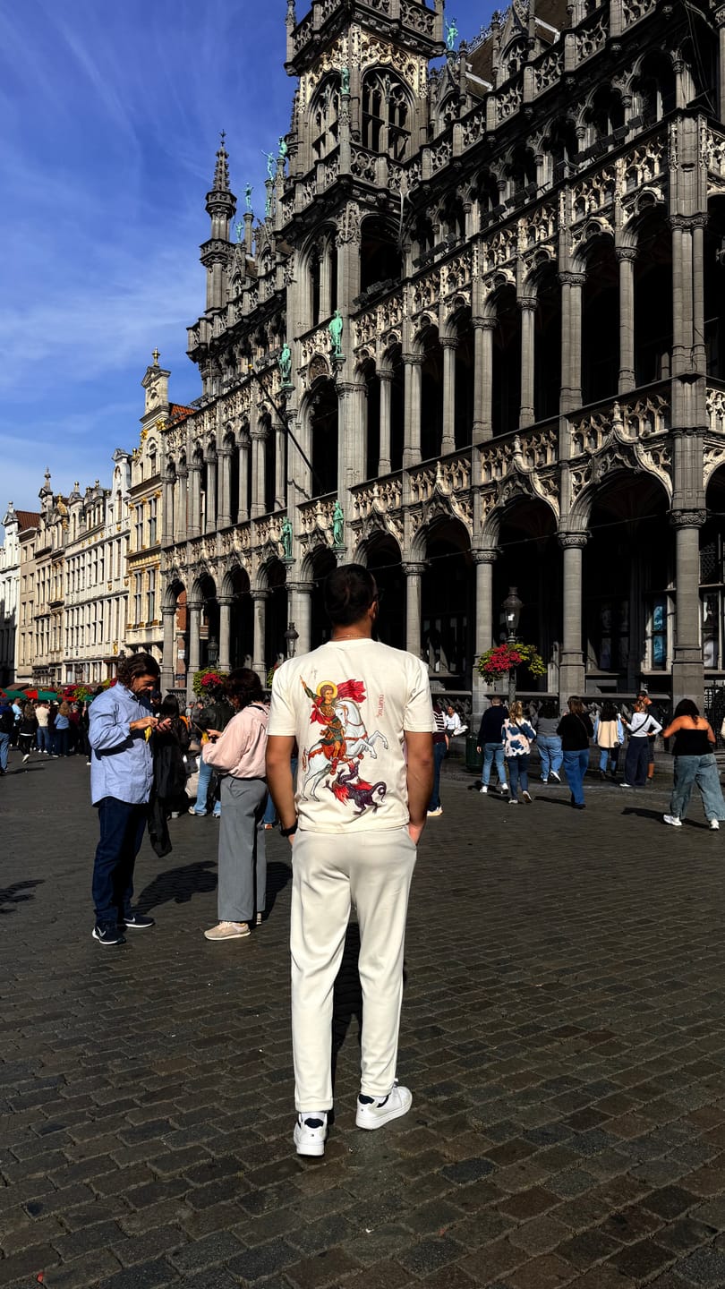 Customer photo review of ST. GEORGE | Premium T-Shirt