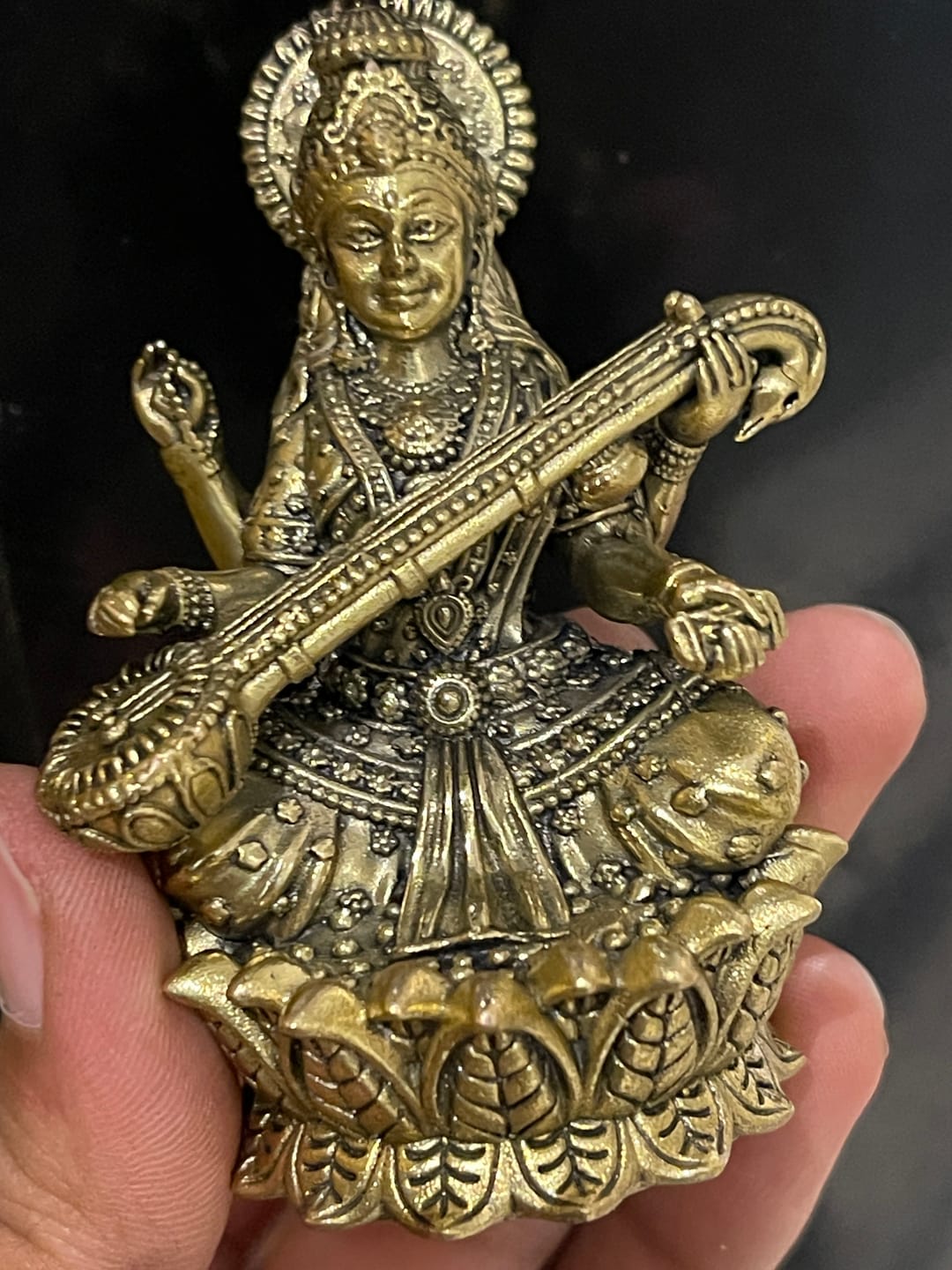 Customer photo review of Saraswati Ji Brass Idol | Vastu Remedy for Wisdom, Learning & Artistic Growth | 3–6 Inch | 110–900 g