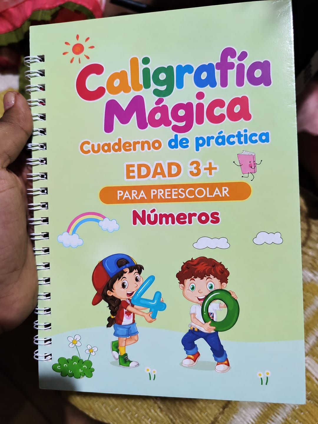 Customer photo review of Cuadernos Mágicos Luditrazo – Traza, Borra y Repite