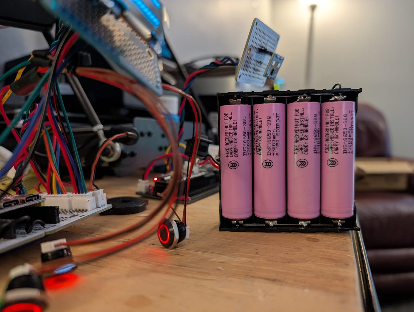Customer photo review of Samsung 30Q 18650 3000mAh 15A Battery