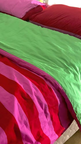 Customer photo review of Cozy Home Popping Colors Çift Kişilik Lastikli Çarşaflı Nevresim Takımı Cherie Yeşil