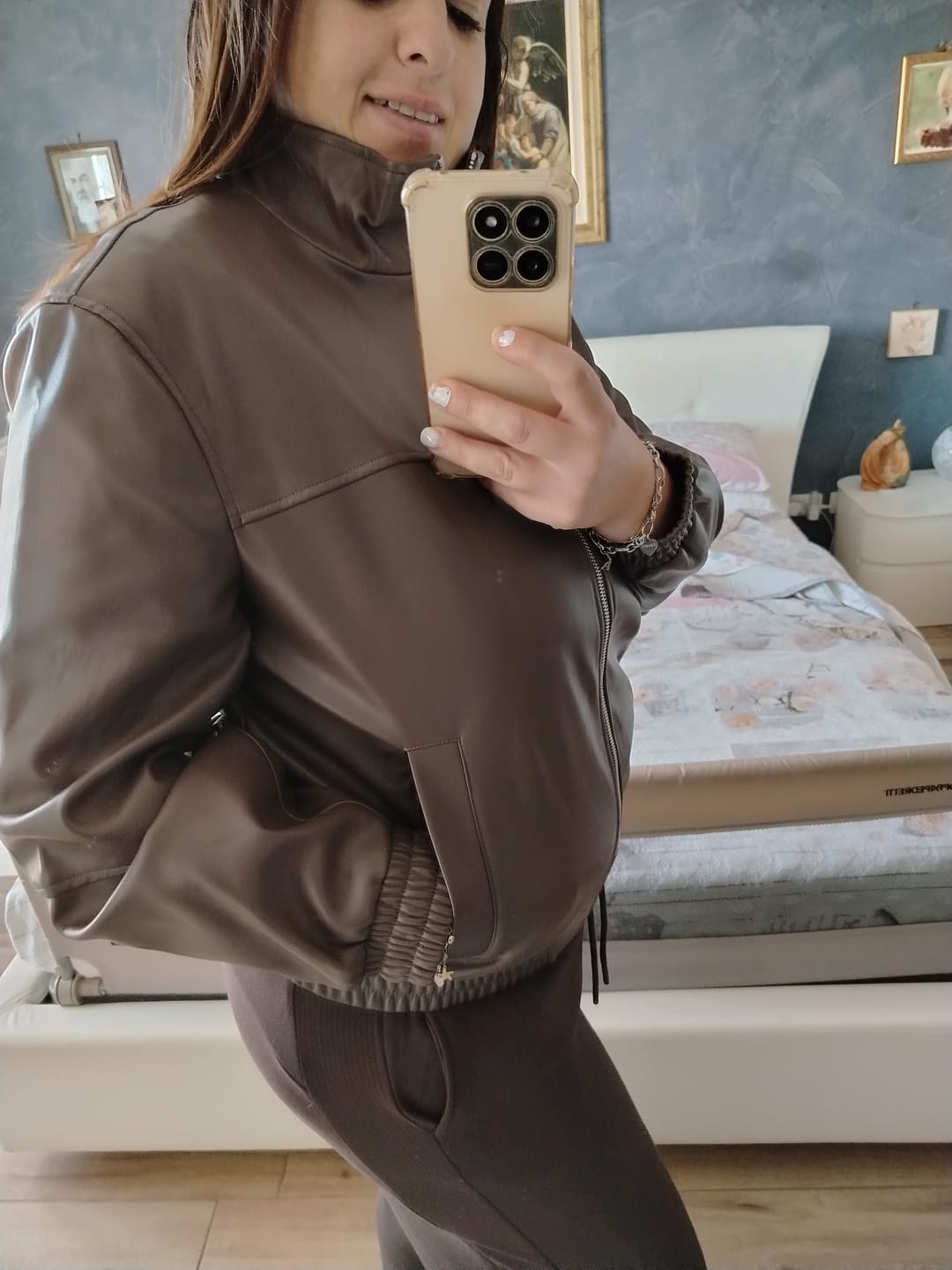 Customer photo review of GIUBBINO PELLE CAIAAVA CIOCCOLATO