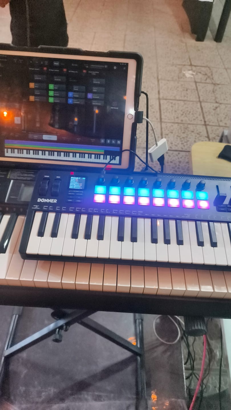 Customer photo review of Donner Starrykey-37 Controlador Midi Play