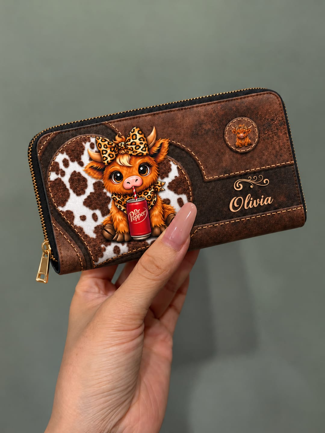Customer photo review of Personalized Cute Highland Cow PU Leather Wallet, Custom Name Zipper Long Wallet, Cartoon Highland Cow Purse, Birthday Gift for Her