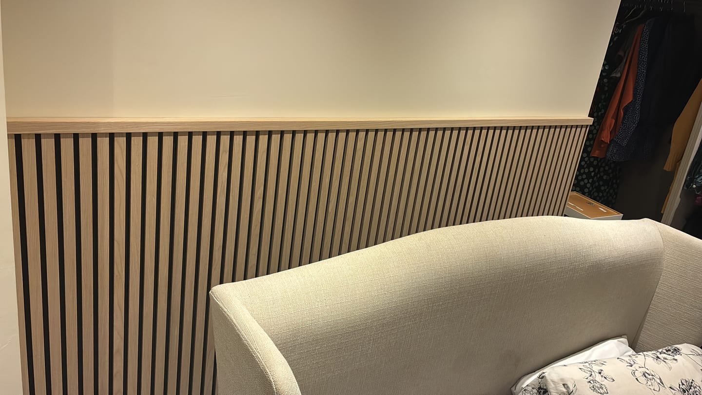 Customer photo review of SlatWall Natural Oak Top Trim