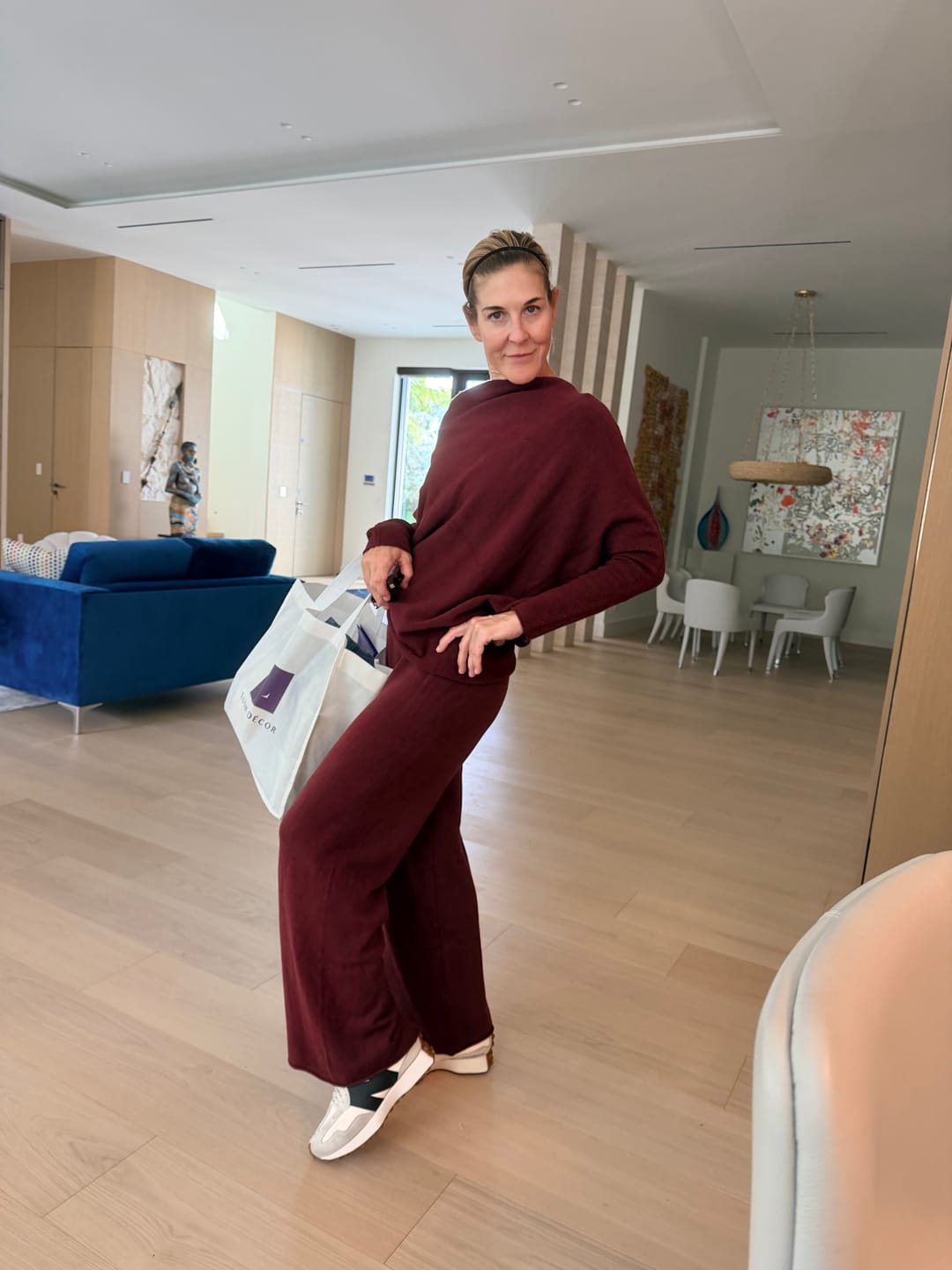 Customer photo review of Milio Milano Viscose Knit Flared Pant - Wine