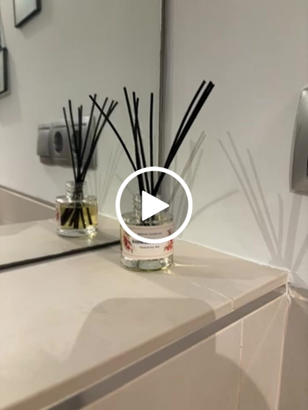 Customer video review of Fragancia CARAMEL RASPBERRY & VAINILLA