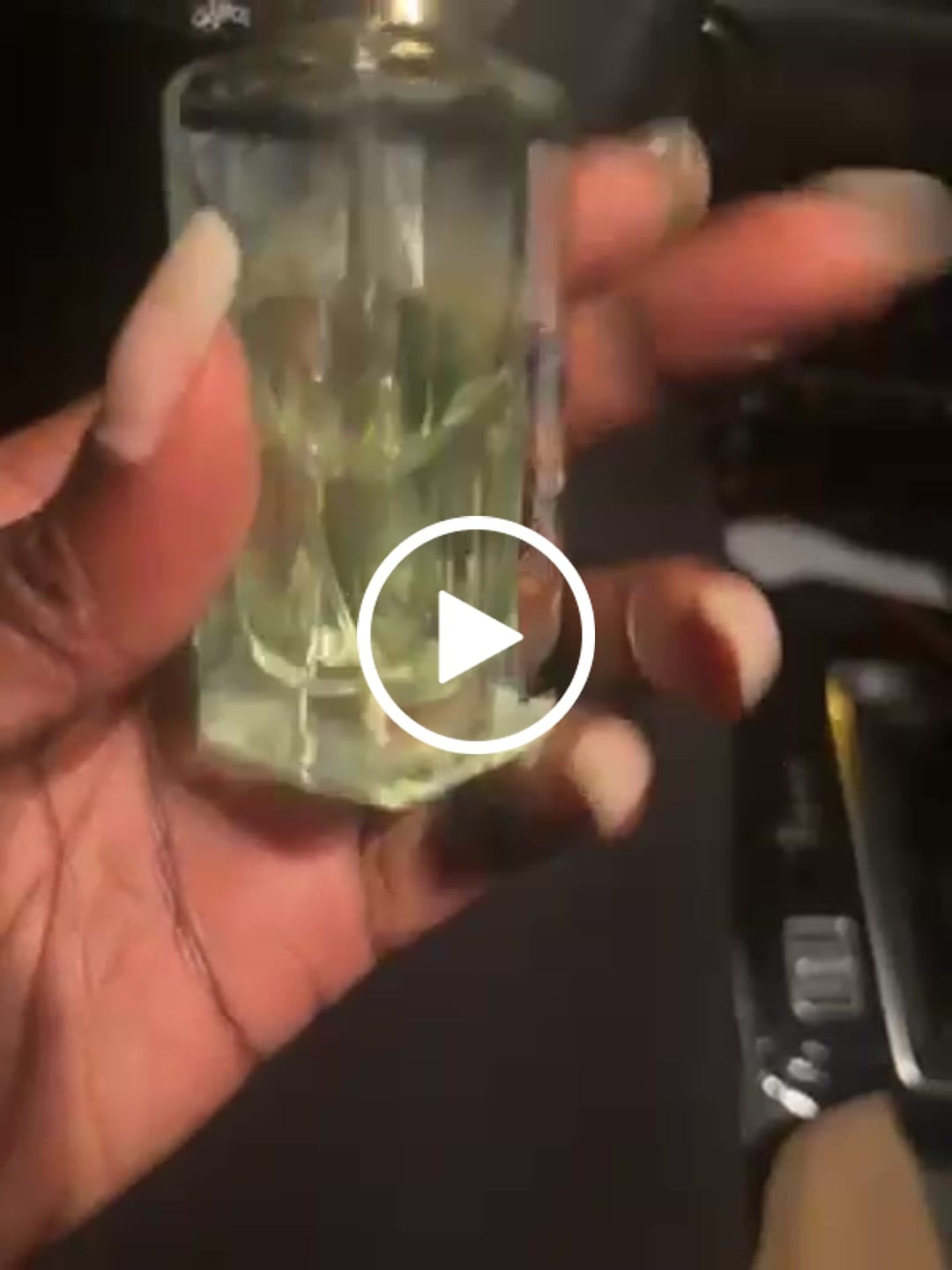 Customer video review of Cèdre Couture