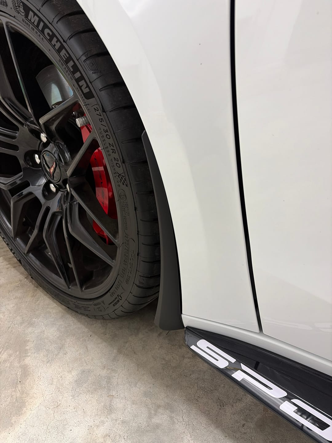 Customer photo review of Corvette C8 Z06 / E-Ray XL Extended Splash Guard