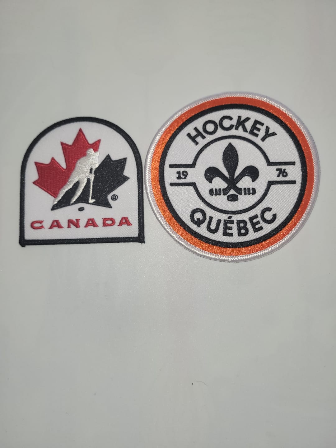 Customer photo review of HOCKEY CANADA CREST