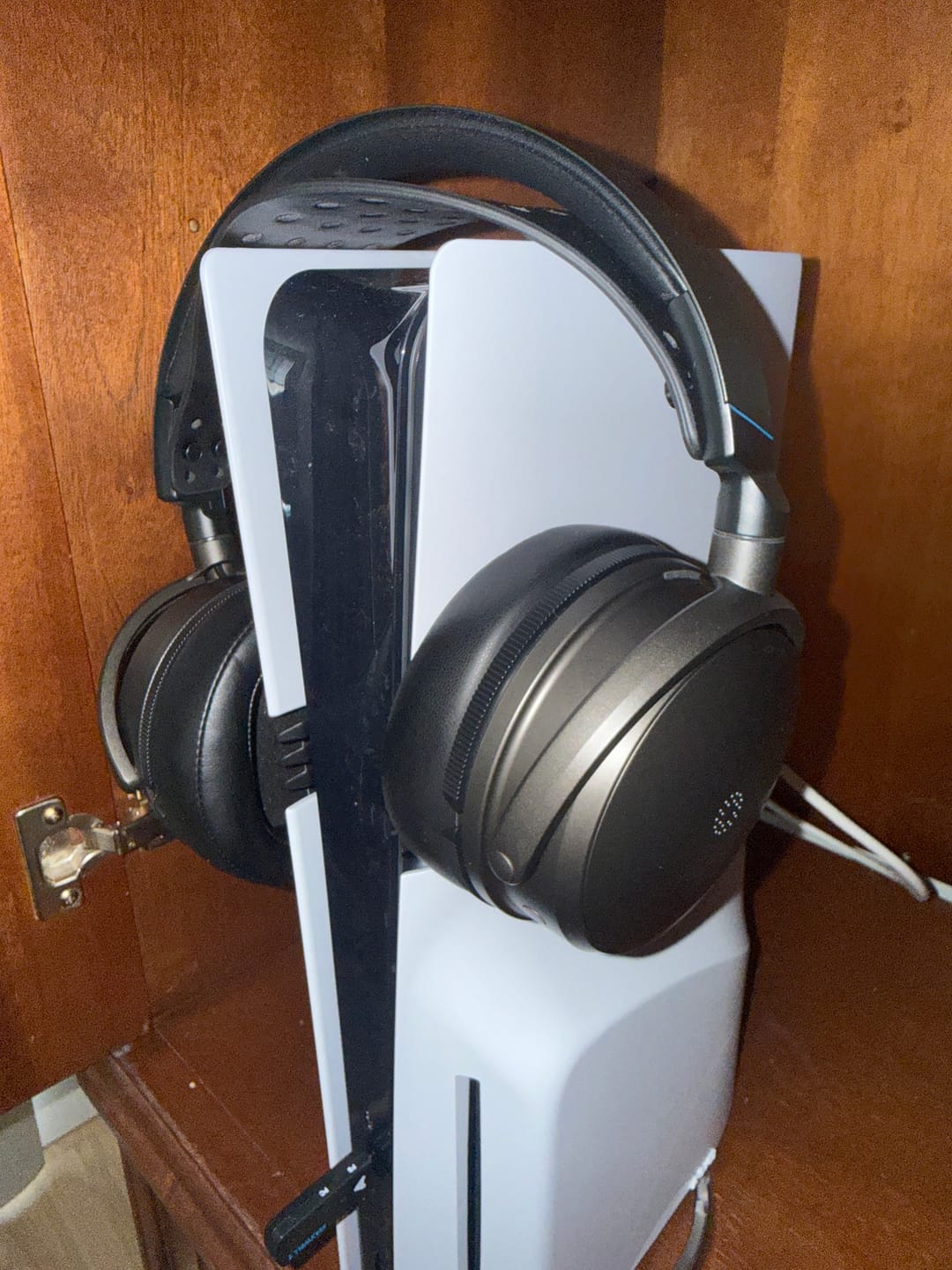 Customer photo review of Audeze Maxwell 2 Wireless Gaming Headphones - Open Box