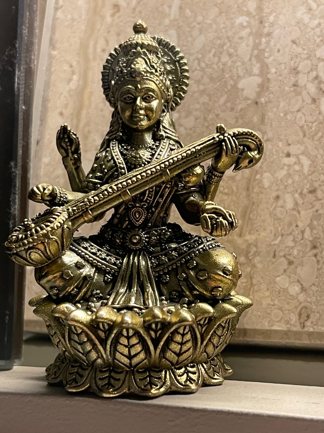 Customer photo review of Saraswati Ji Brass Idol | Vastu Remedy for Wisdom, Learning & Artistic Growth | 3–6 Inch | 110–900 g