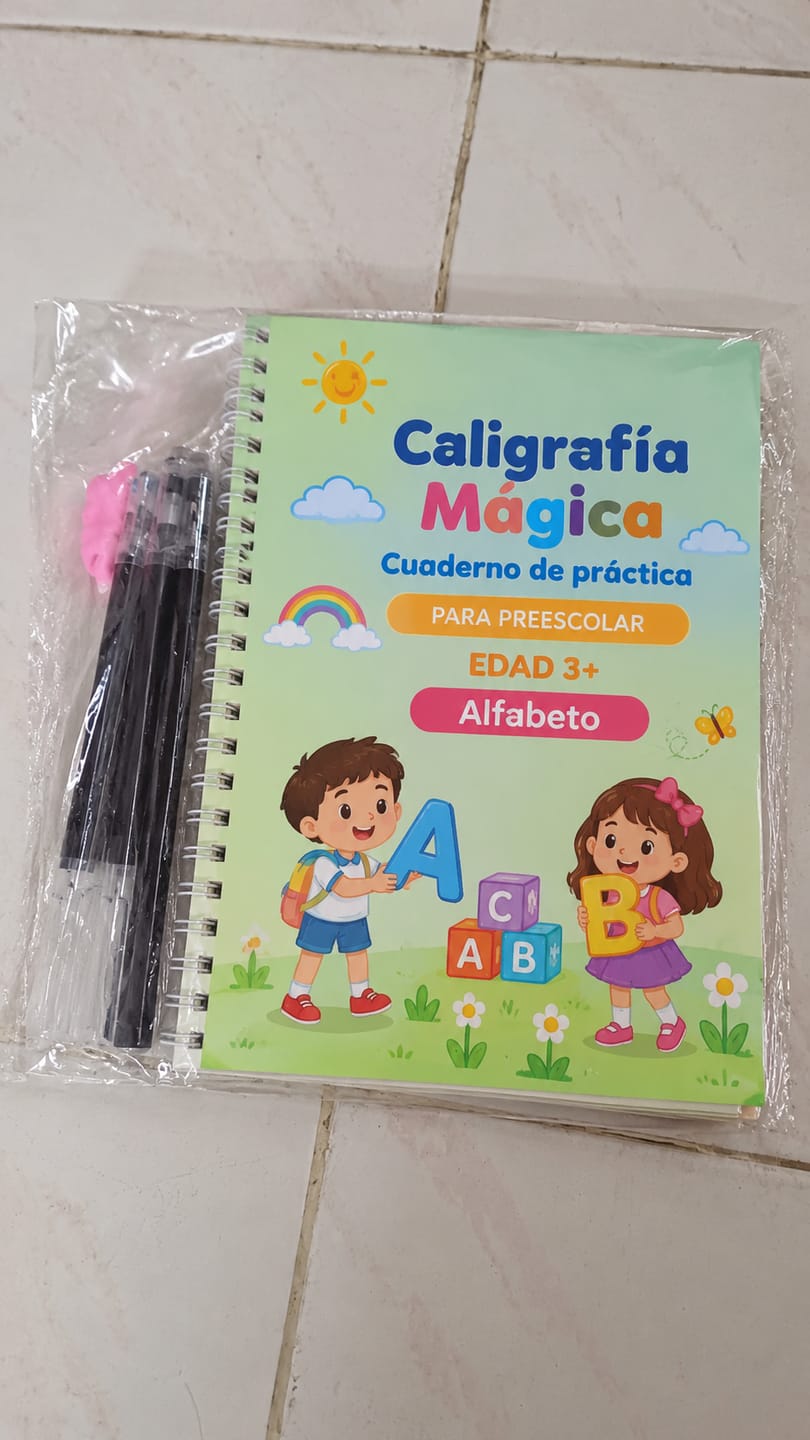 Customer photo review of Cuadernos Mágicos Luditrazo – Traza, Borra y Repite