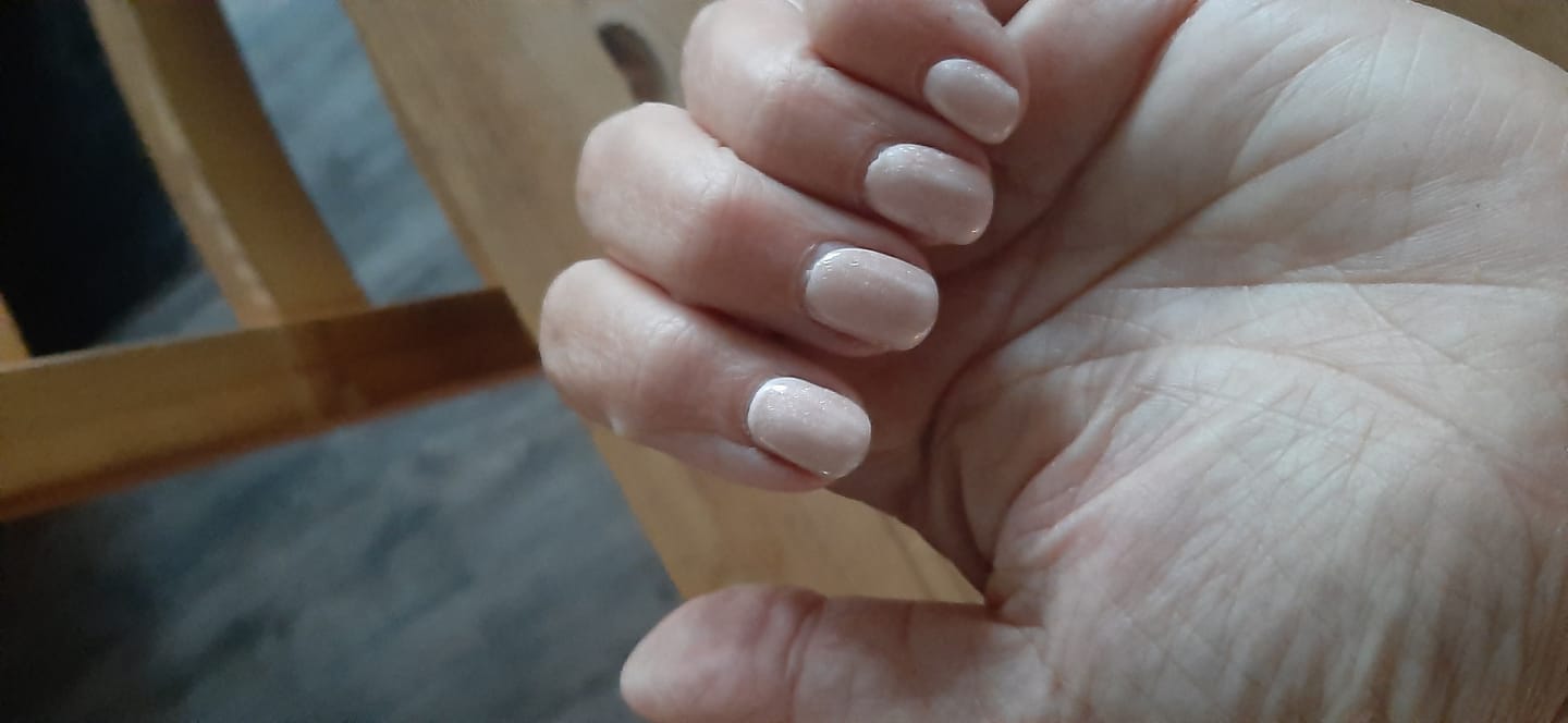 Customer photo review of Glowdip Alles-in-één Manicure Set