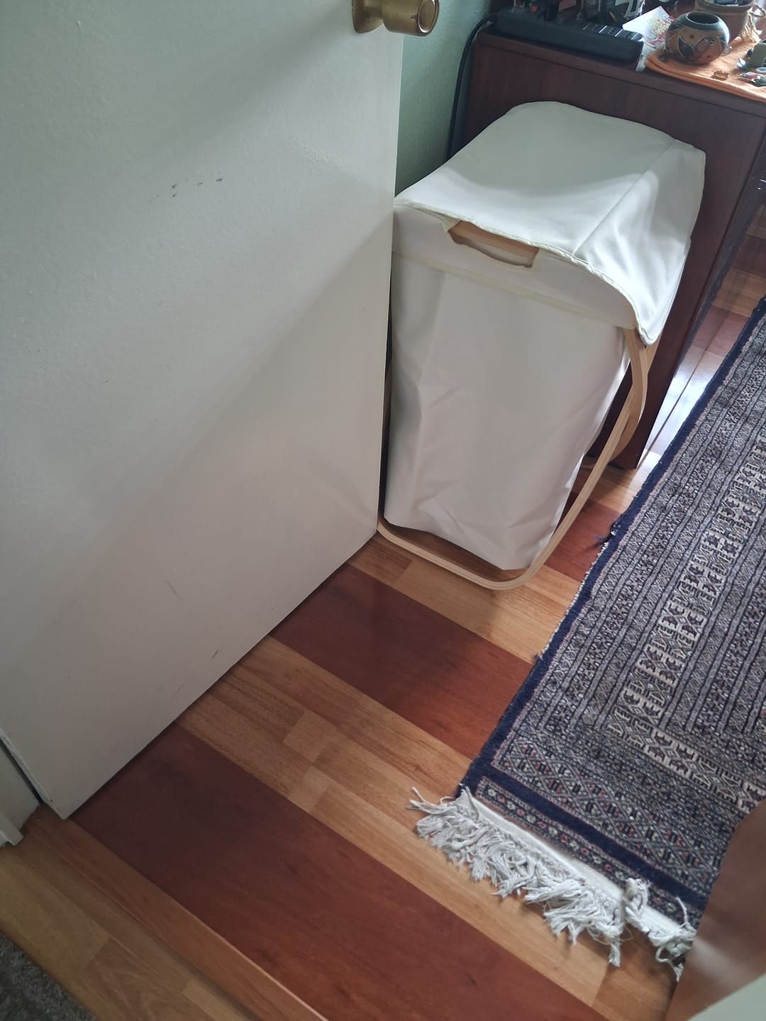 Customer photo review of Canasto Ropa Sucia Plegable De Bambú