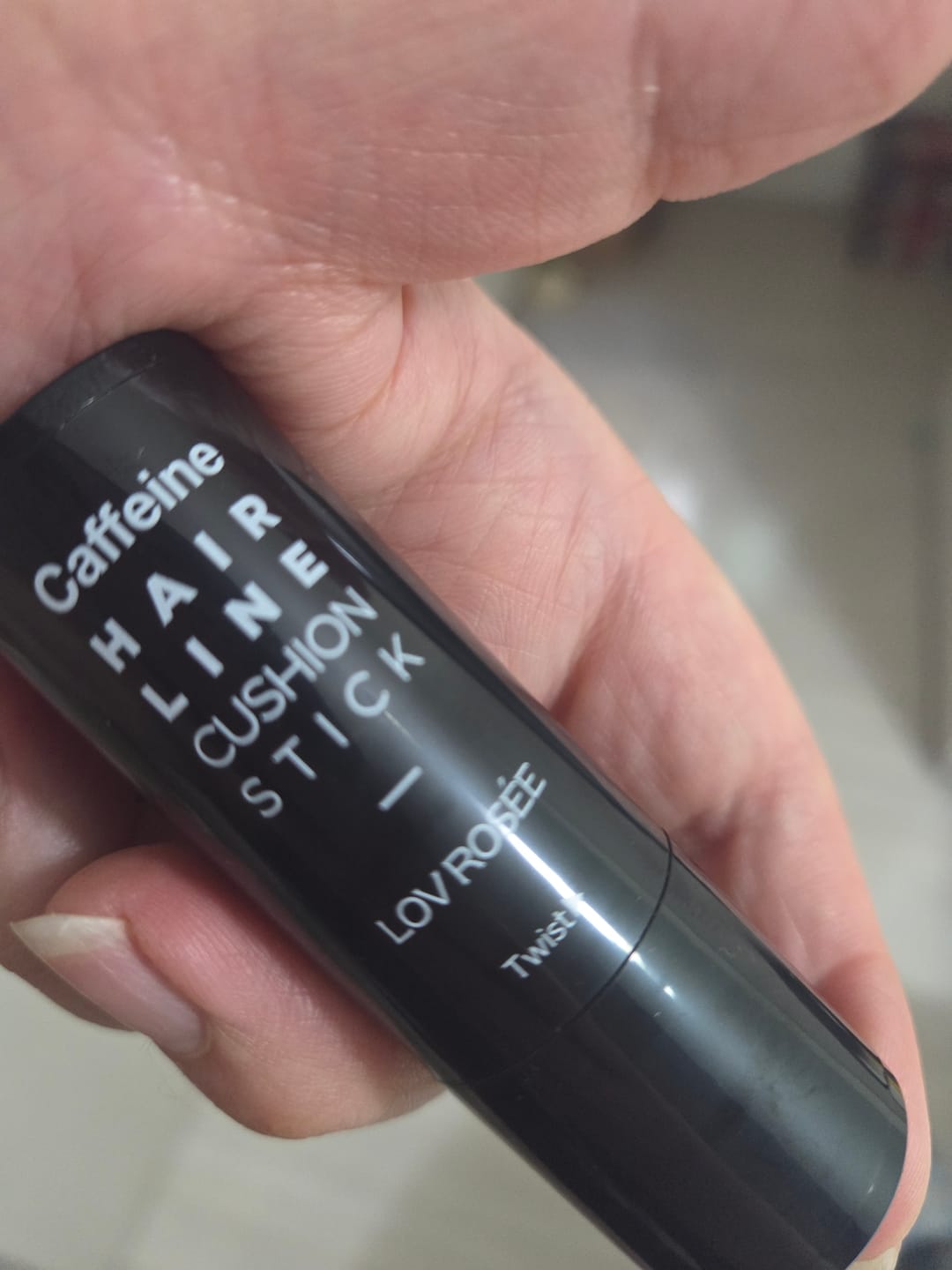 Customer photo review of LOV ROSÉE Caffeine Hairline Cushion Stick 3g