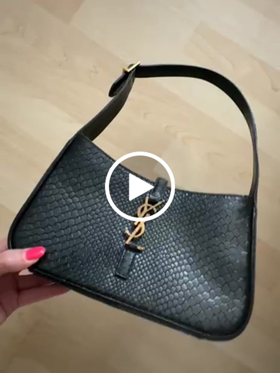 Customer video review of Le 5 a 7 24 Snake Black Lambskin Ghw