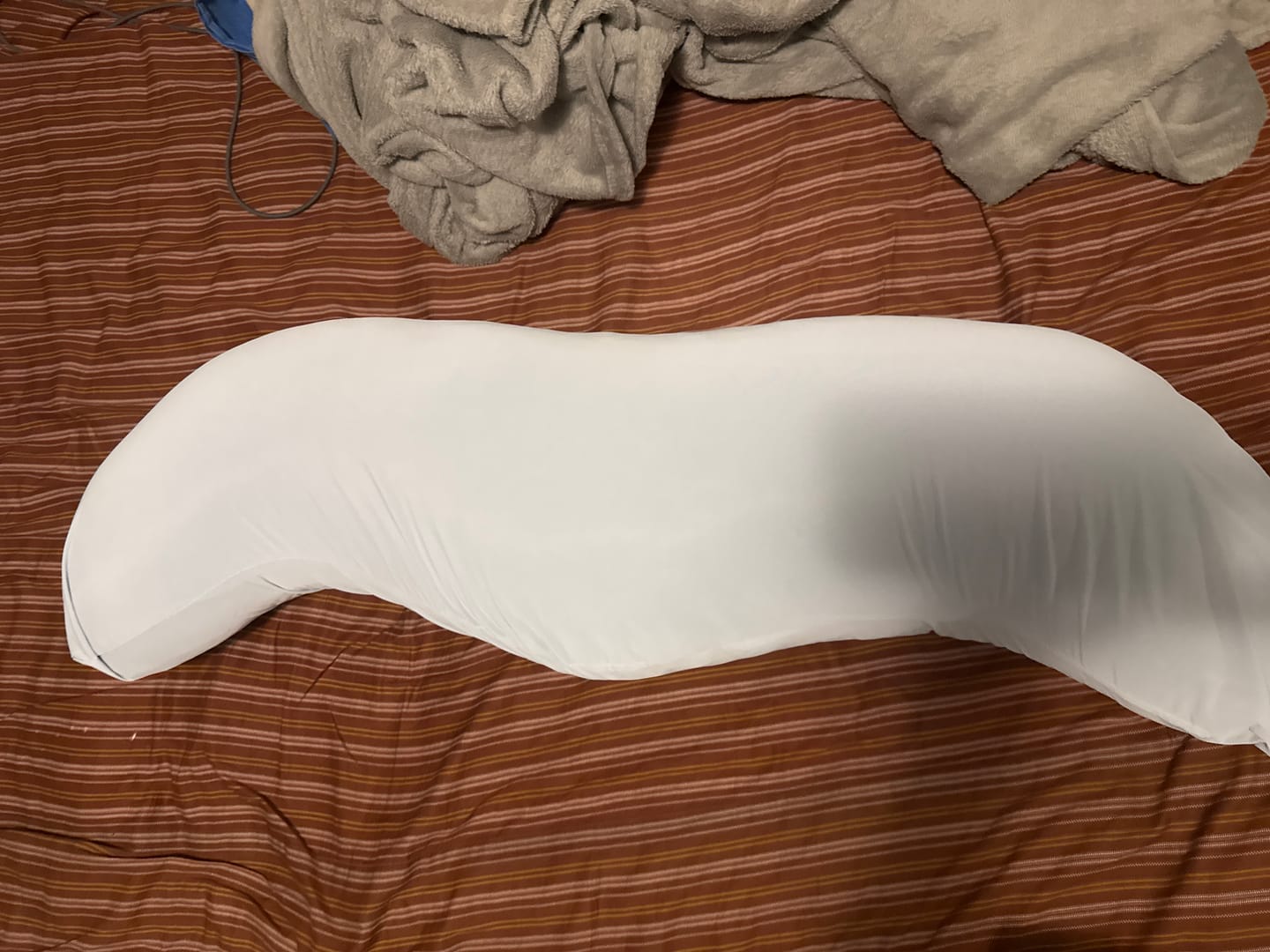Customer photo review of Snuggi Body Align Pillow