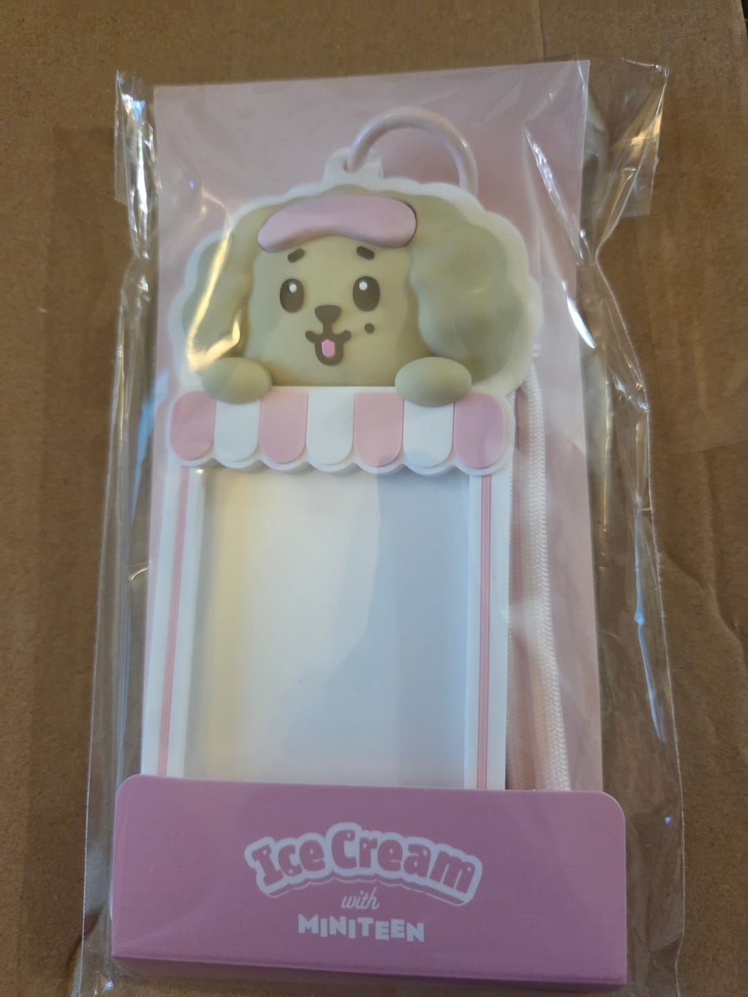Customer photo review of SEVENTEEN - ICE CREAM WITH MINITEEN CHARACTER POP UP OFFICIAL MD PHOTOCARD HOLDER