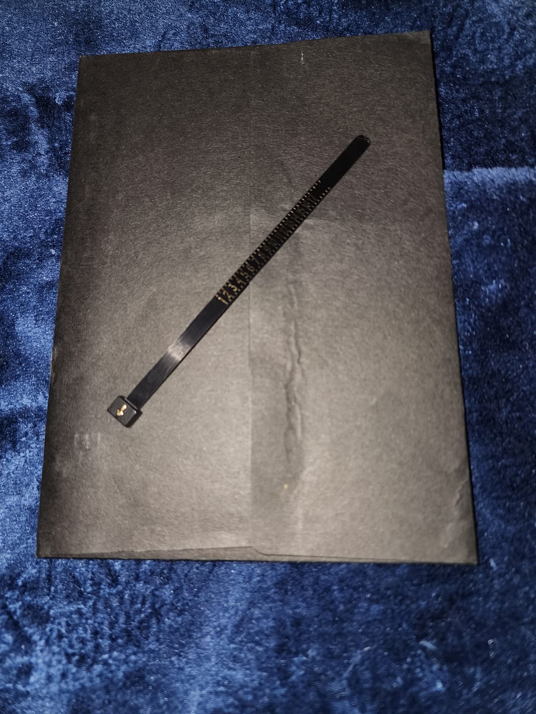 Customer photo review of Free Finger Sizer