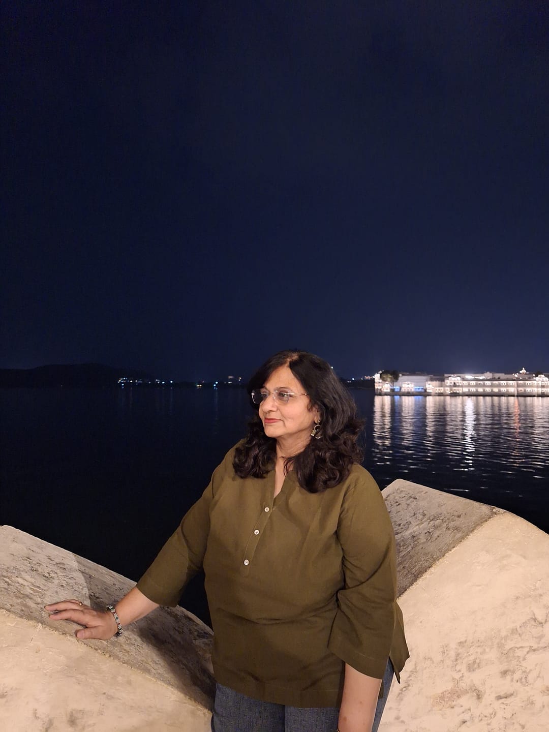 Customer photo review of Women Olive Green Airy Linen Short Kurta