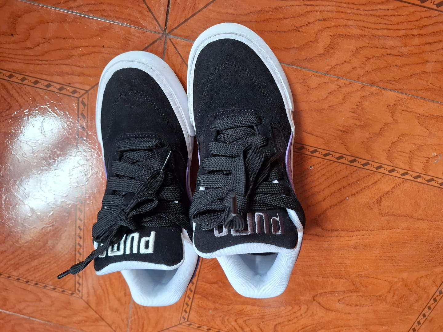Customer photo review of Zapatilla Puma Cc Park Vulc Mujer Negro