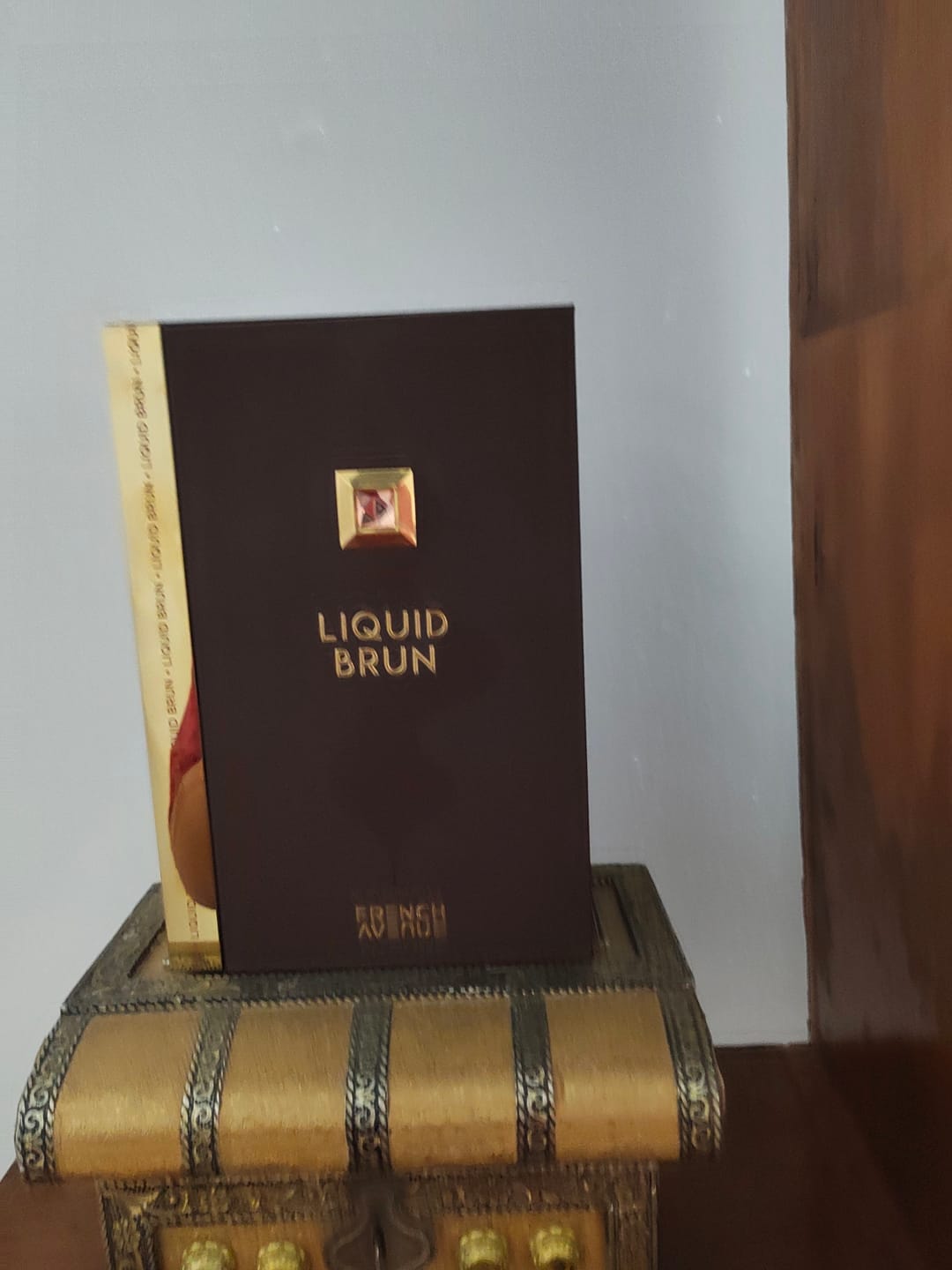 Customer photo review of Maison Fragrance World French Avenue Liquid Brun Eau De Parfum For Men