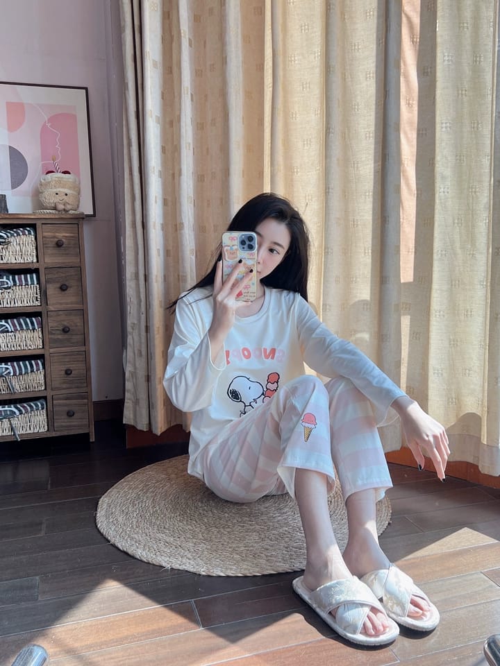 Customer photo review of Cloud Vine Jacquard Satin Women Indoor Slipper