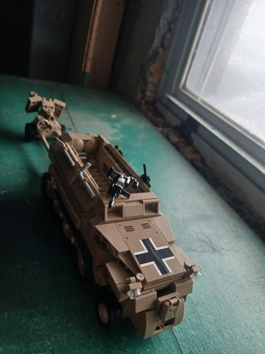 Customer photo review of German Half Track | 562 Pieces